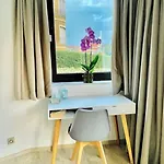 公寓 Crw Flat - Spacious Ground Floor With Garden *