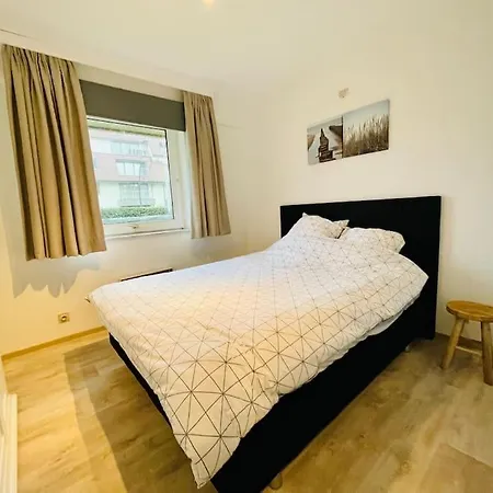 Crw Flat - Spacious Ground Floor With Garden Apartment Koksijde