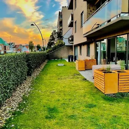 Crw Flat - Spacious Ground Floor With Garden Apartment *